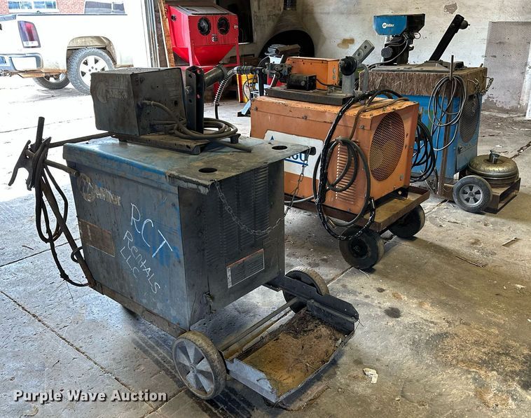 image for item OC9128 (3) welders