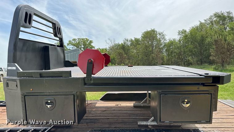 image for item OC9131 Crownline ABD 102  hydraulic bale bed