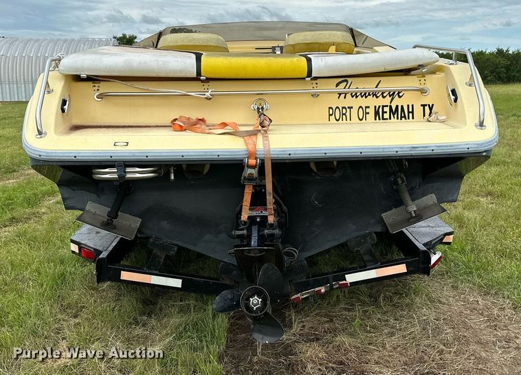 image for item OG9138 1991 Baja 270  boat