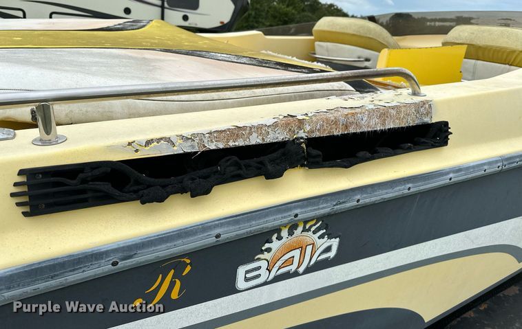 image for item OG9138 1991 Baja 270  boat