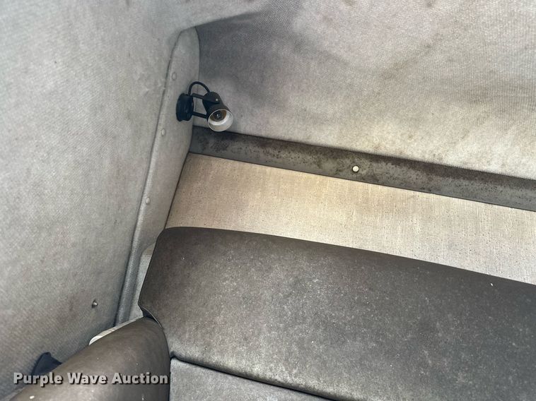 image for item OG9138 1991 Baja 270  boat