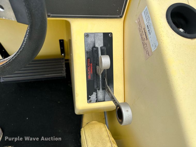 image for item OG9138 1991 Baja 270  boat