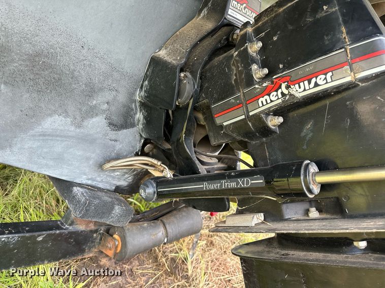 image for item OG9138 1991 Baja 270  boat