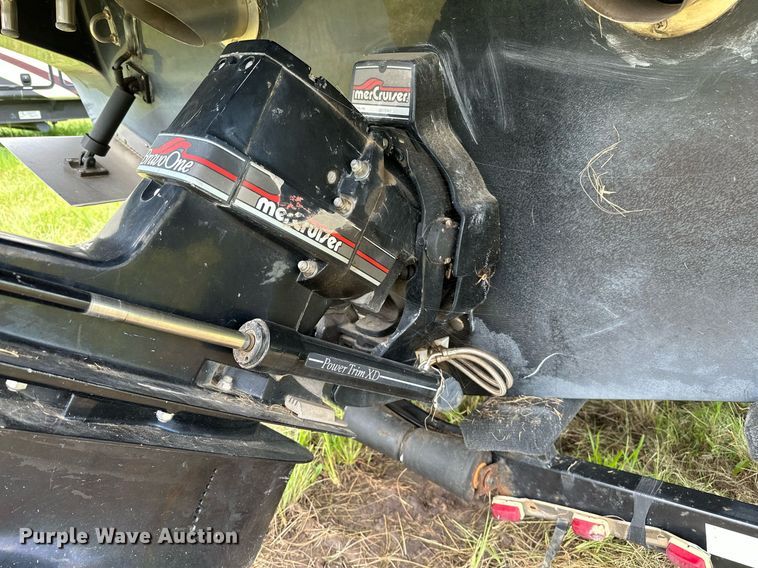 image for item OG9138 1991 Baja 270  boat