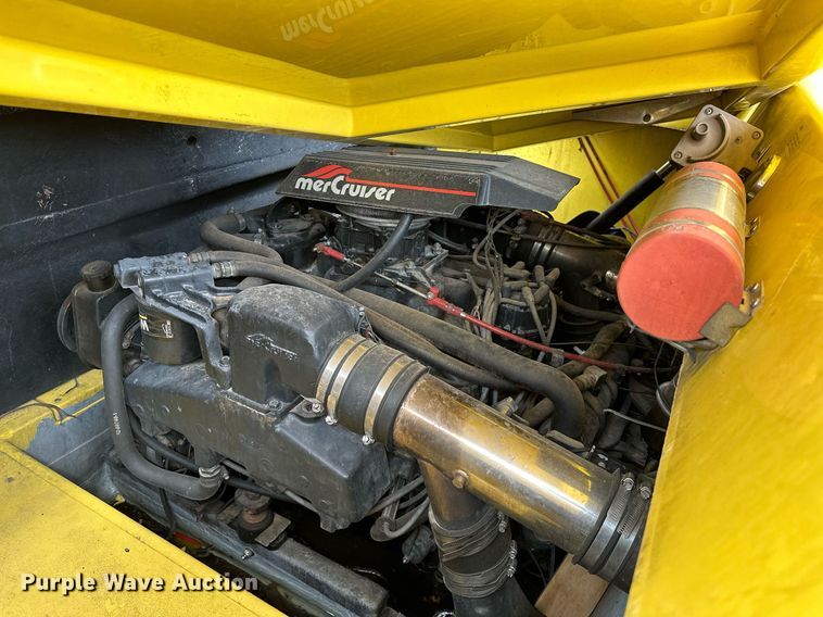 image for item OG9138 1991 Baja 270  boat