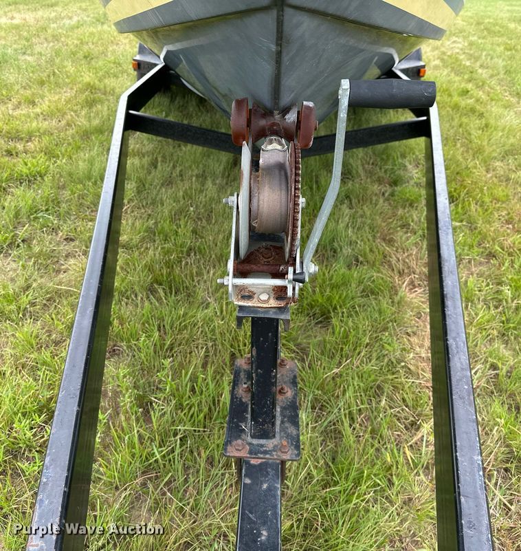 image for item OG9138 1991 Baja 270  boat