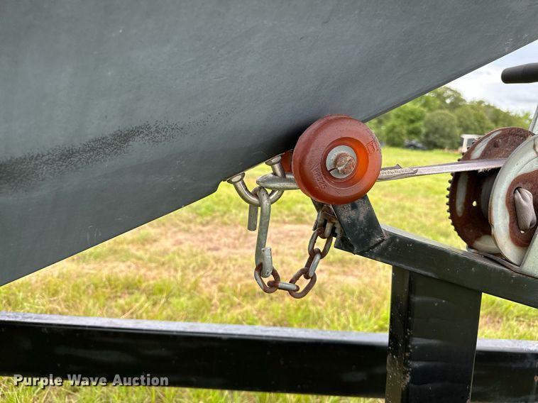 image for item OG9138 1991 Baja 270  boat