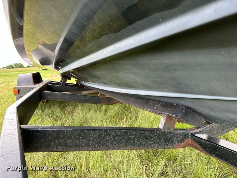 image for item OG9138 1991 Baja 270  boat