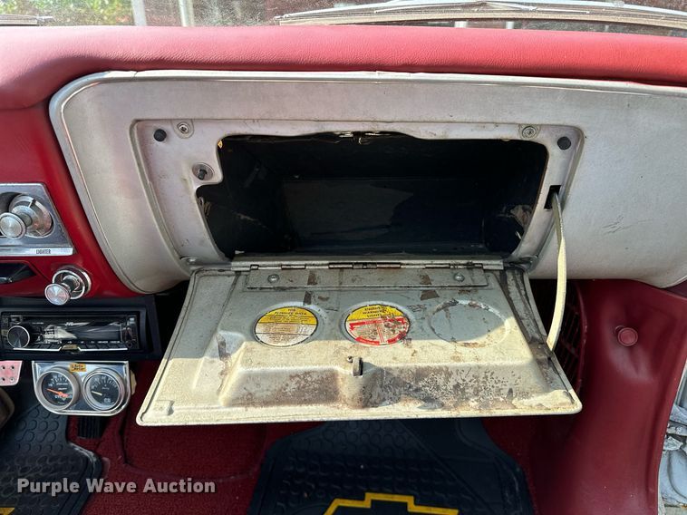 image for item OG9139 1965 Chevrolet Corvair  convertible