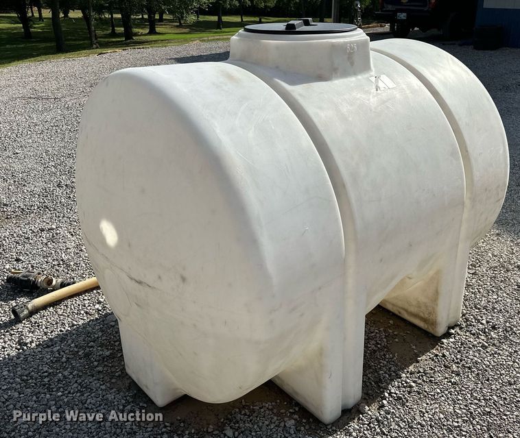 image for item OG9140 Poly tank