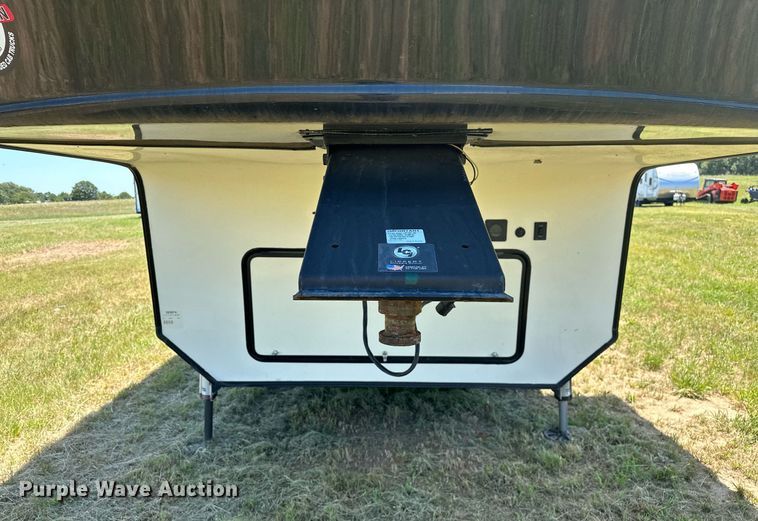 image for item OG9151 2019 Heartland Big Country  camper