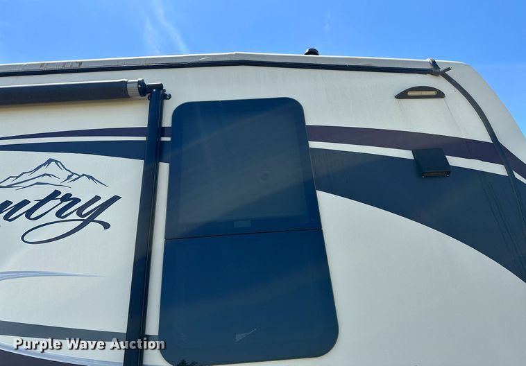 image for item OG9151 2019 Heartland Big Country  camper