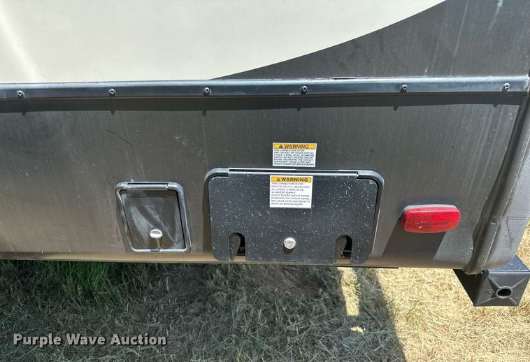image for item OG9151 2019 Heartland Big Country  camper