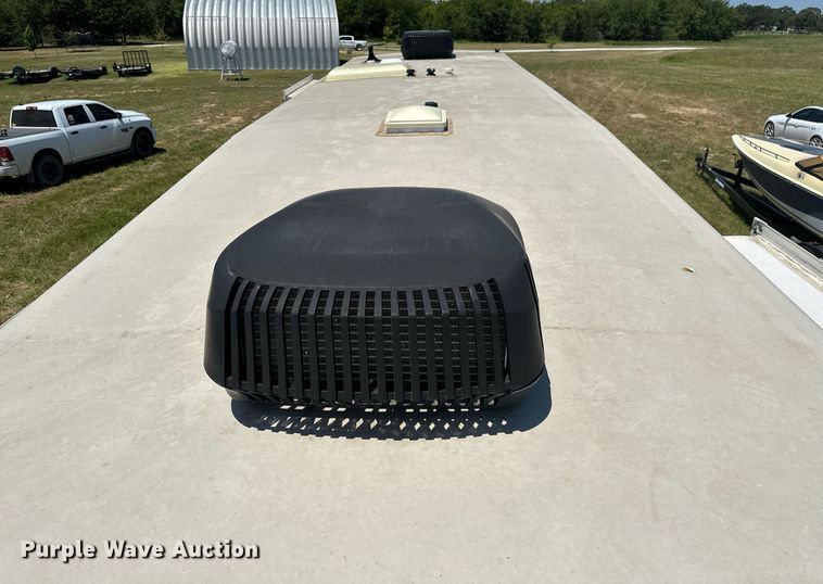 image for item OG9151 2019 Heartland Big Country  camper