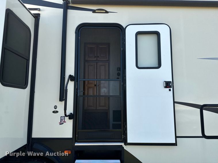 image for item OG9151 2019 Heartland Big Country  camper