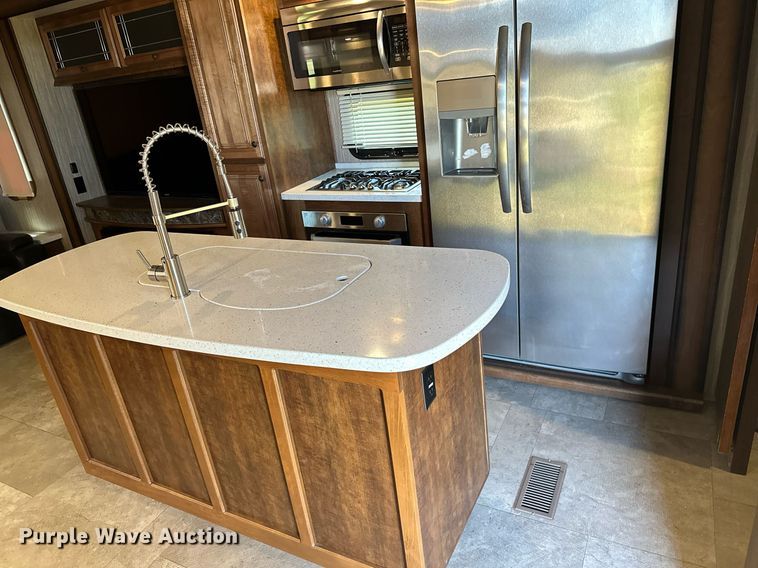 image for item OG9151 2019 Heartland Big Country  camper