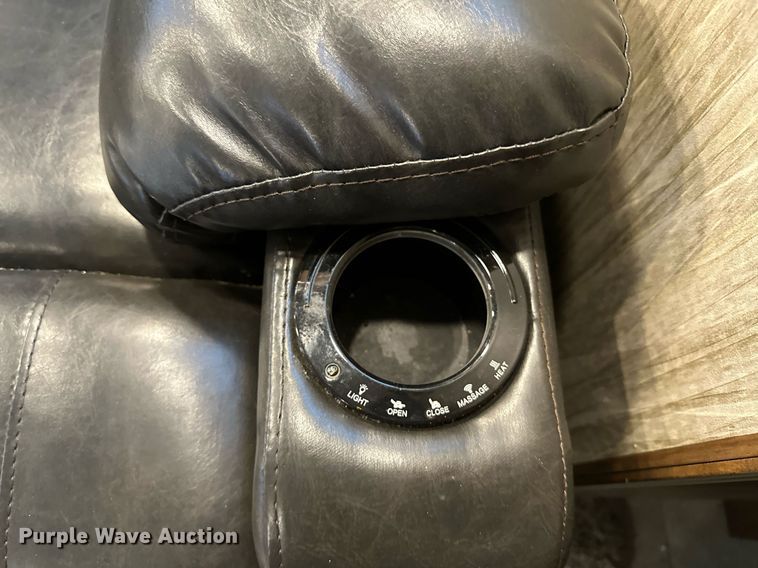 image for item OG9151 2019 Heartland Big Country  camper