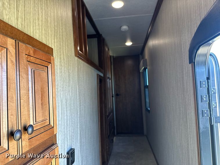 image for item OG9151 2019 Heartland Big Country  camper