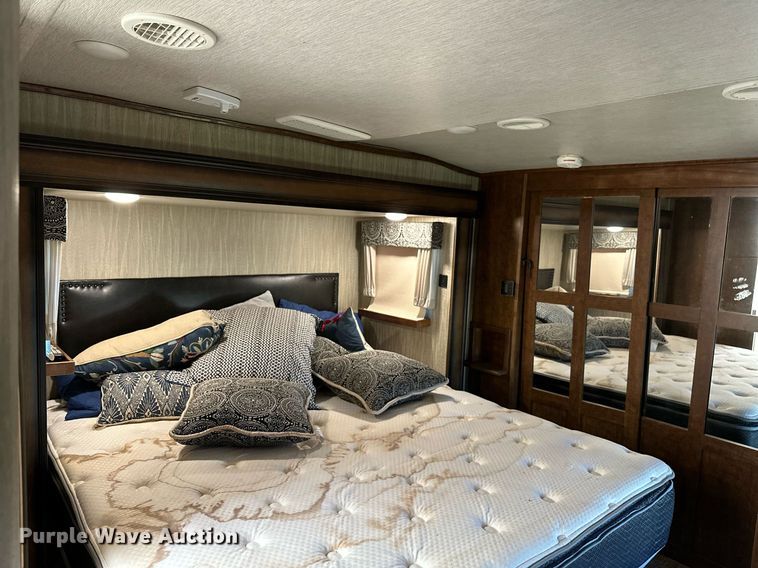 image for item OG9151 2019 Heartland Big Country  camper