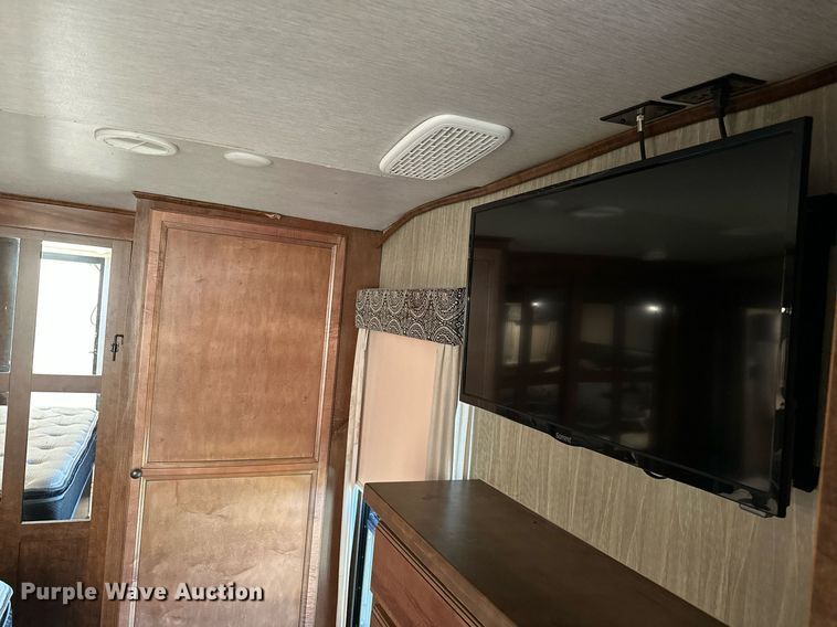 image for item OG9151 2019 Heartland Big Country  camper