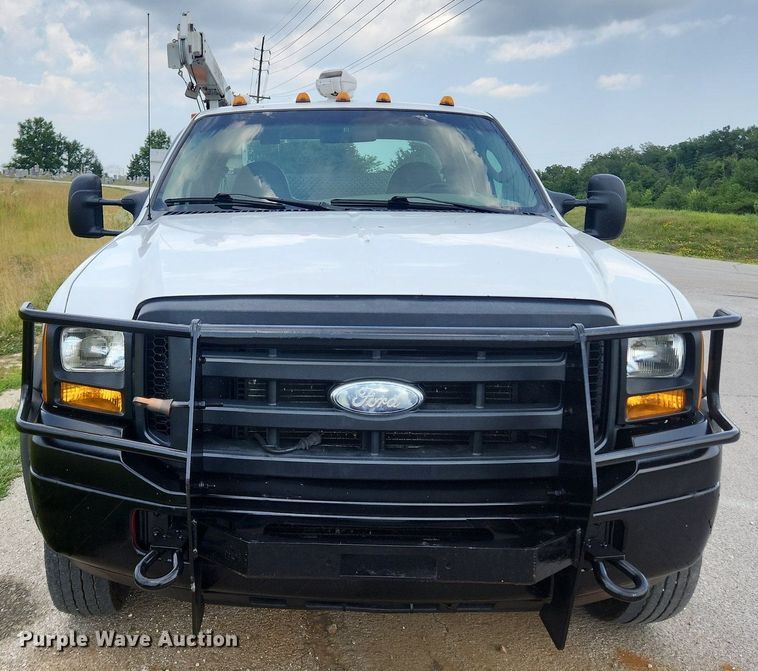 image for item OK9600 2007 Ford F450 Super Duty XL  utility / service truck