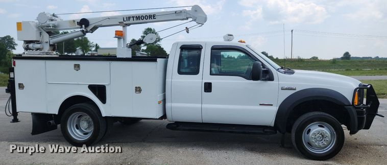 image for item OK9600 2007 Ford F450 Super Duty XL  utility / service truck