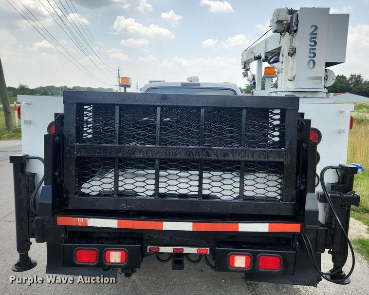 image for item OK9600 2007 Ford F450 Super Duty XL  utility / service truck