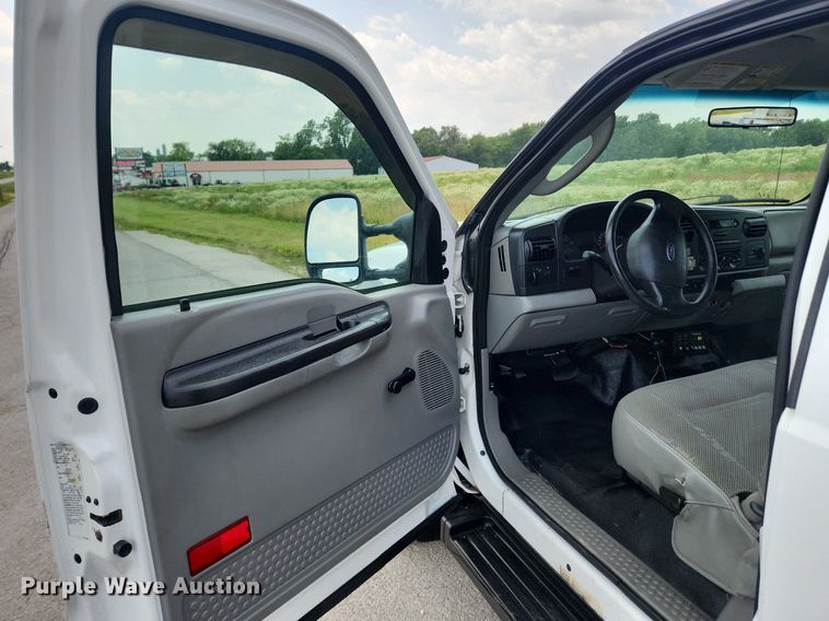 image for item OK9600 2007 Ford F450 Super Duty XL  utility / service truck