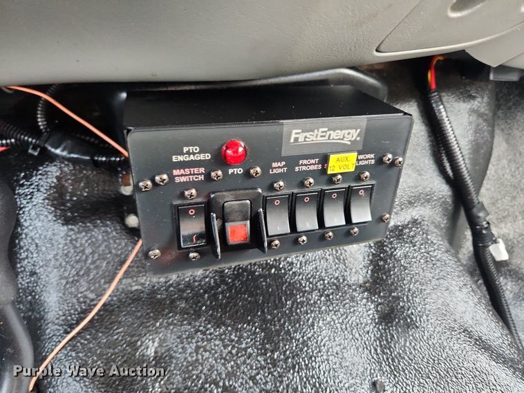 image for item OK9600 2007 Ford F450 Super Duty XL  utility / service truck