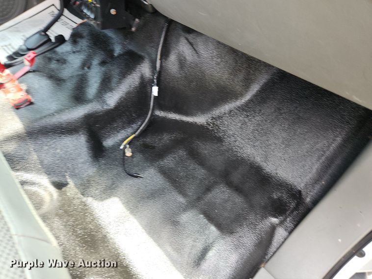 image for item OK9600 2007 Ford F450 Super Duty XL  utility / service truck