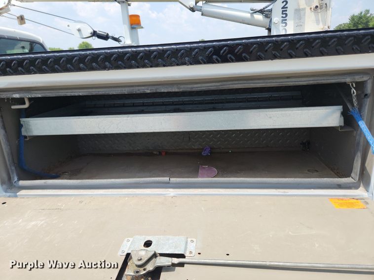 image for item OK9600 2007 Ford F450 Super Duty XL  utility / service truck