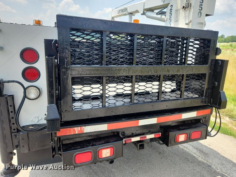 image for item OK9600 2007 Ford F450 Super Duty XL  utility / service truck