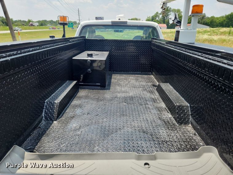 image for item OK9600 2007 Ford F450 Super Duty XL  utility / service truck