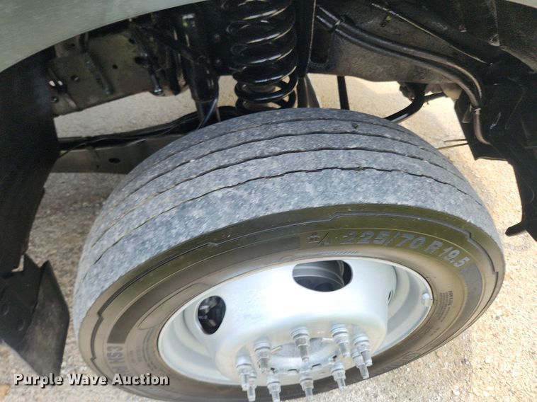 image for item OK9600 2007 Ford F450 Super Duty XL  utility / service truck