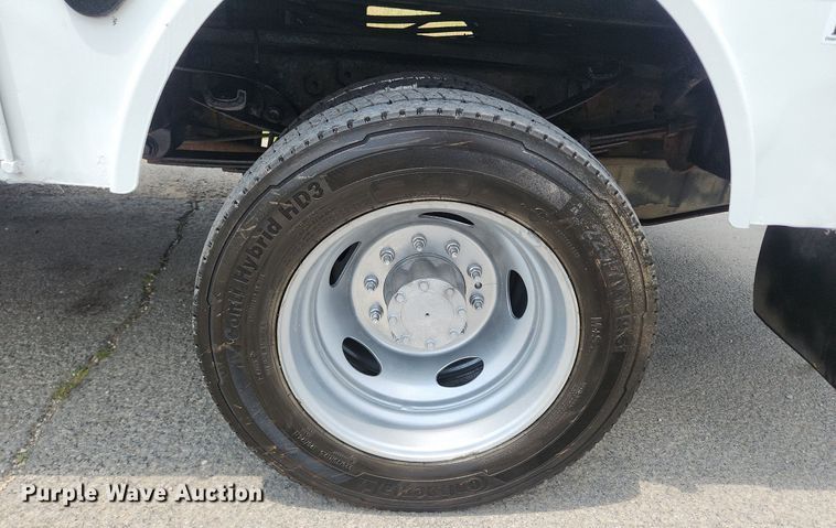 image for item OK9600 2007 Ford F450 Super Duty XL  utility / service truck