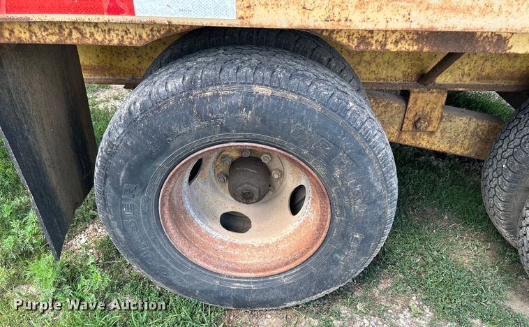 image for item OK9710 1996 Loadmaster  equipment trailer