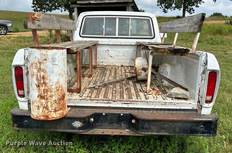 image for item OK9733 1978 Ford F150  pickup truck