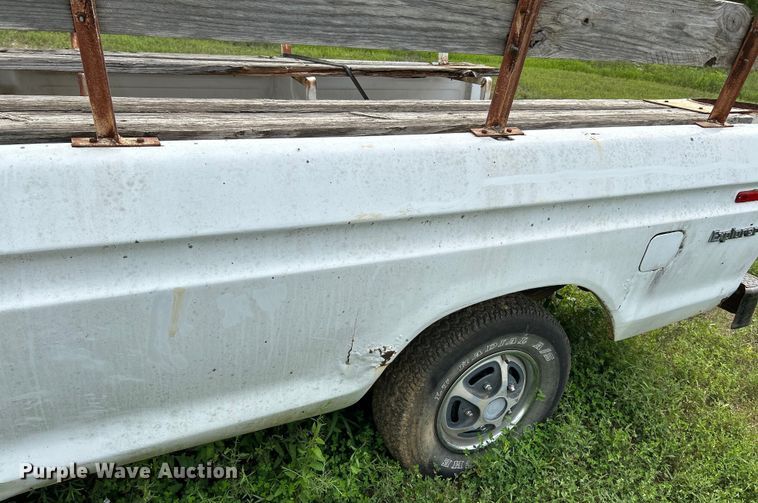 image for item OK9733 1978 Ford F150  pickup truck