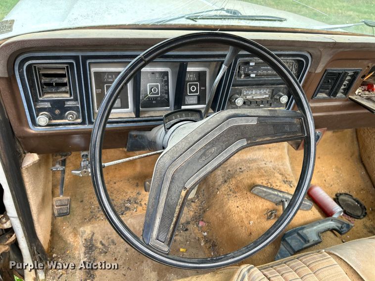 image for item OK9733 1978 Ford F150  pickup truck