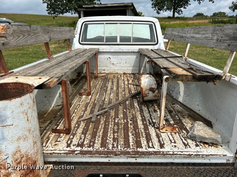 image for item OK9733 1978 Ford F150  pickup truck