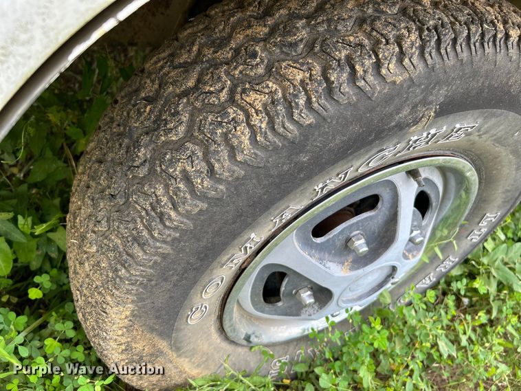 image for item OK9733 1978 Ford F150  pickup truck