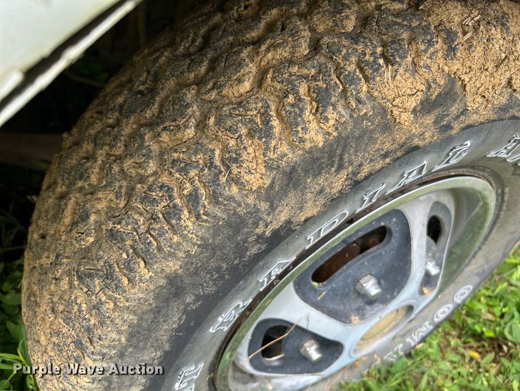 image for item OK9733 1978 Ford F150  pickup truck