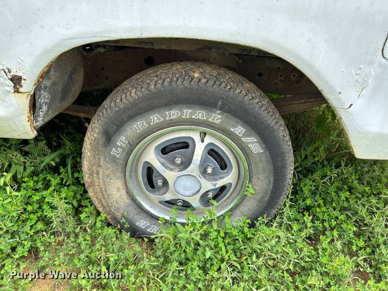 image for item OK9733 1978 Ford F150  pickup truck