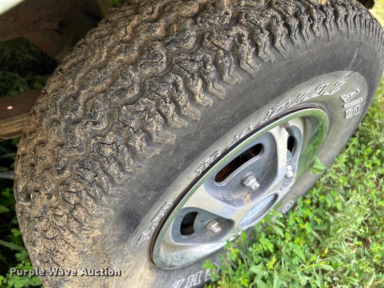 image for item OK9733 1978 Ford F150  pickup truck