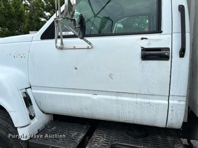 image for item OK9736 1993 Chevrolet C7  dump flatbed truck