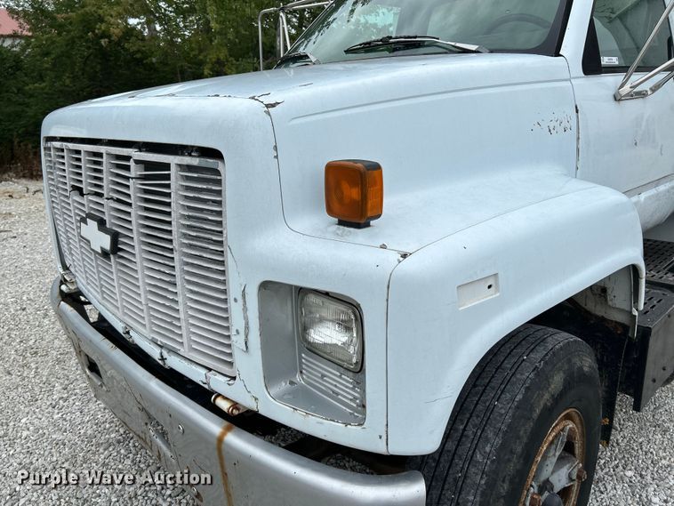 image for item OK9736 1993 Chevrolet C7  dump flatbed truck