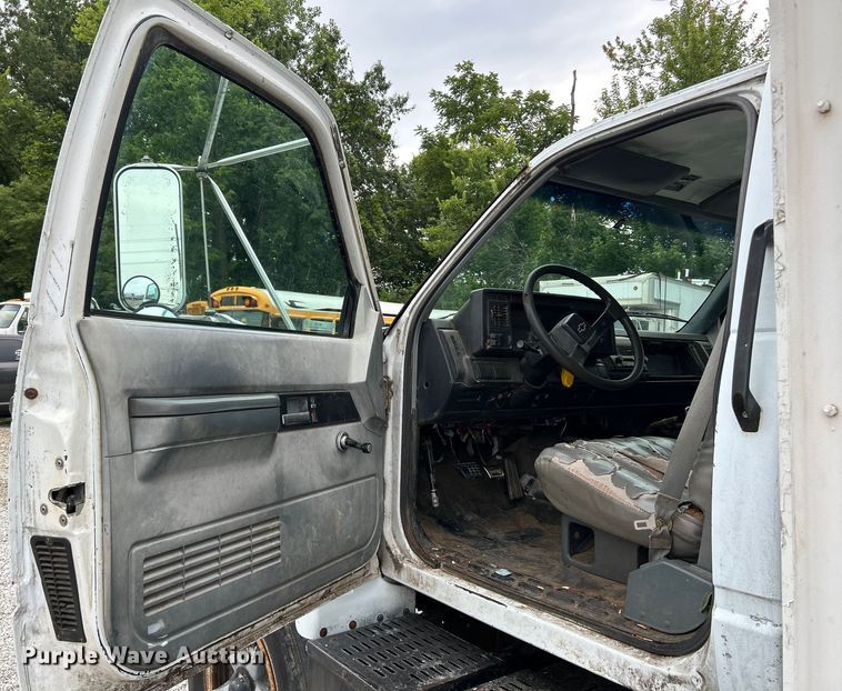 image for item OK9736 1993 Chevrolet C7  dump flatbed truck