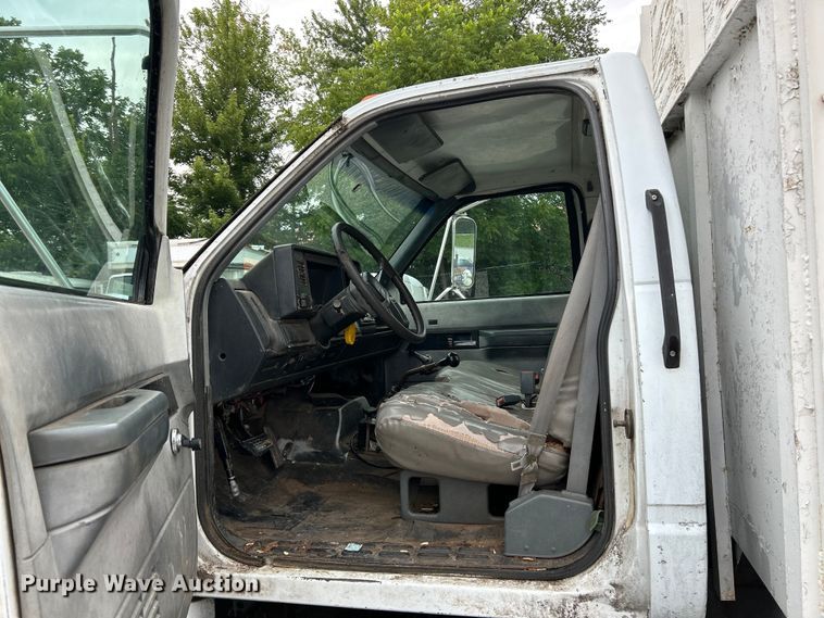 image for item OK9736 1993 Chevrolet C7  dump flatbed truck