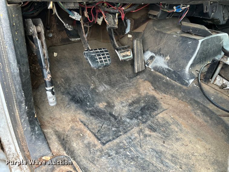 image for item OK9736 1993 Chevrolet C7  dump flatbed truck