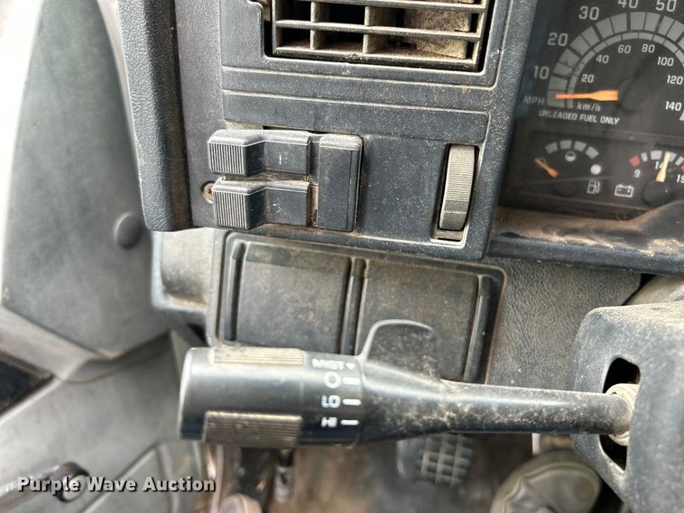 image for item OK9736 1993 Chevrolet C7  dump flatbed truck